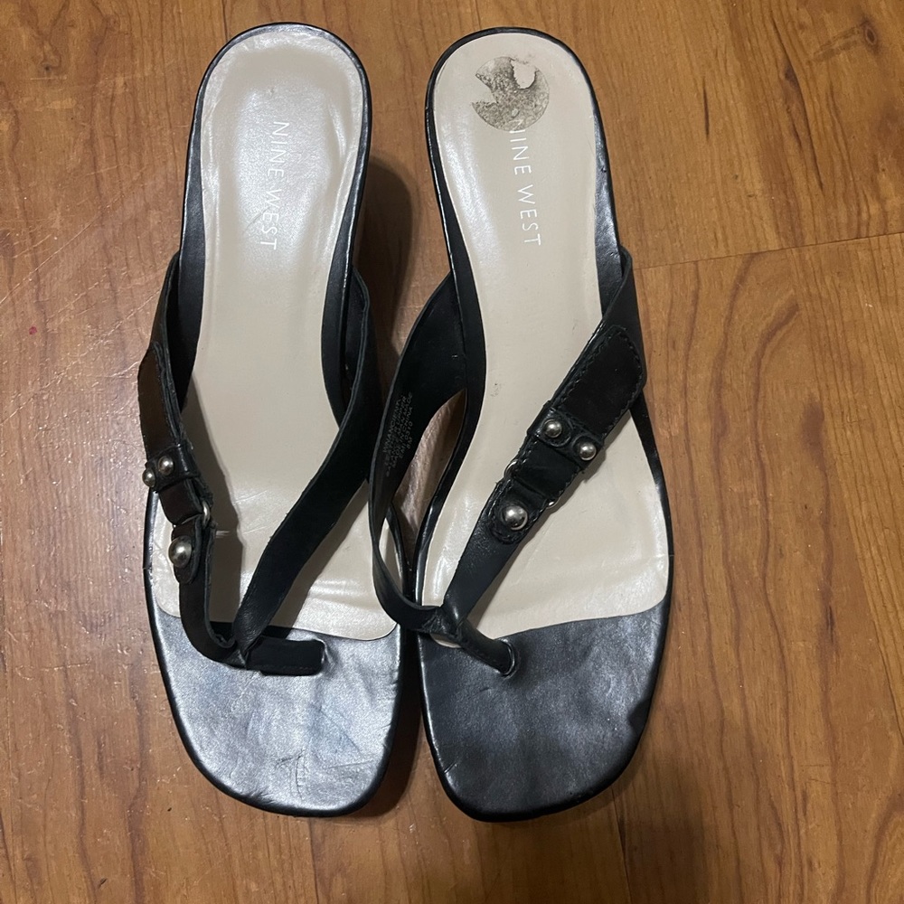 Womens shoes
